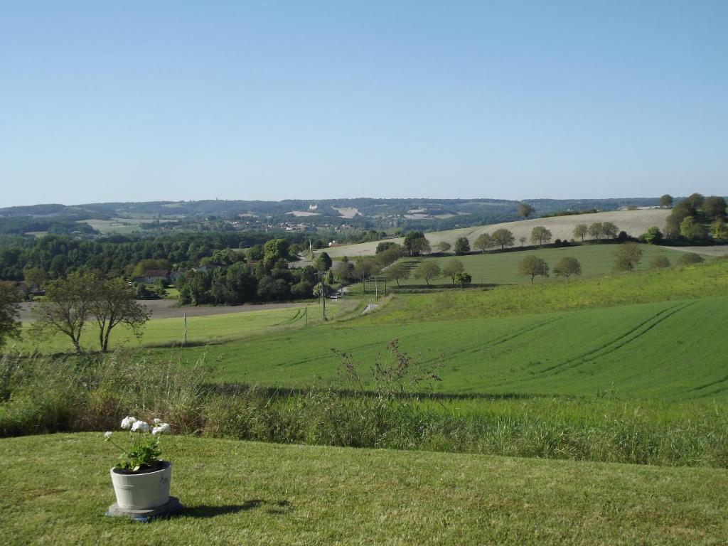 Les Gites De La Treille Montagrier Bilik gambar