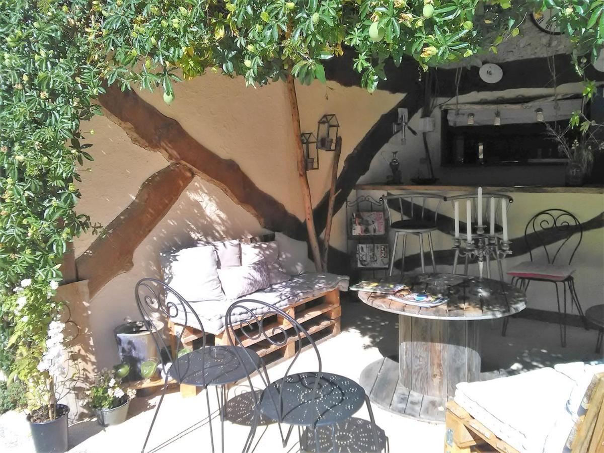 Les Gites De La Treille Montagrier Luaran gambar