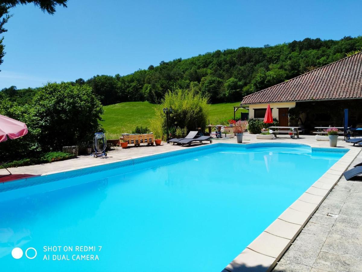 Les Gites De La Treille Montagrier Luaran gambar